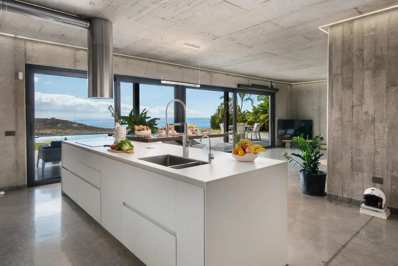 אדחה Karat Villa Atelier De La Vega