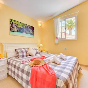  Villa Teide Sol Con Piscina Climatizada, Playa Fañabe, Costa Adeje